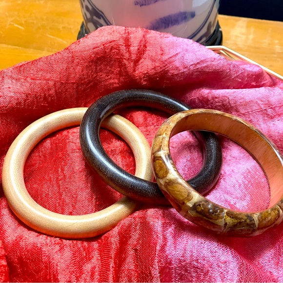 π Set of Three Wood Bracelets π - Picture 1 of 1